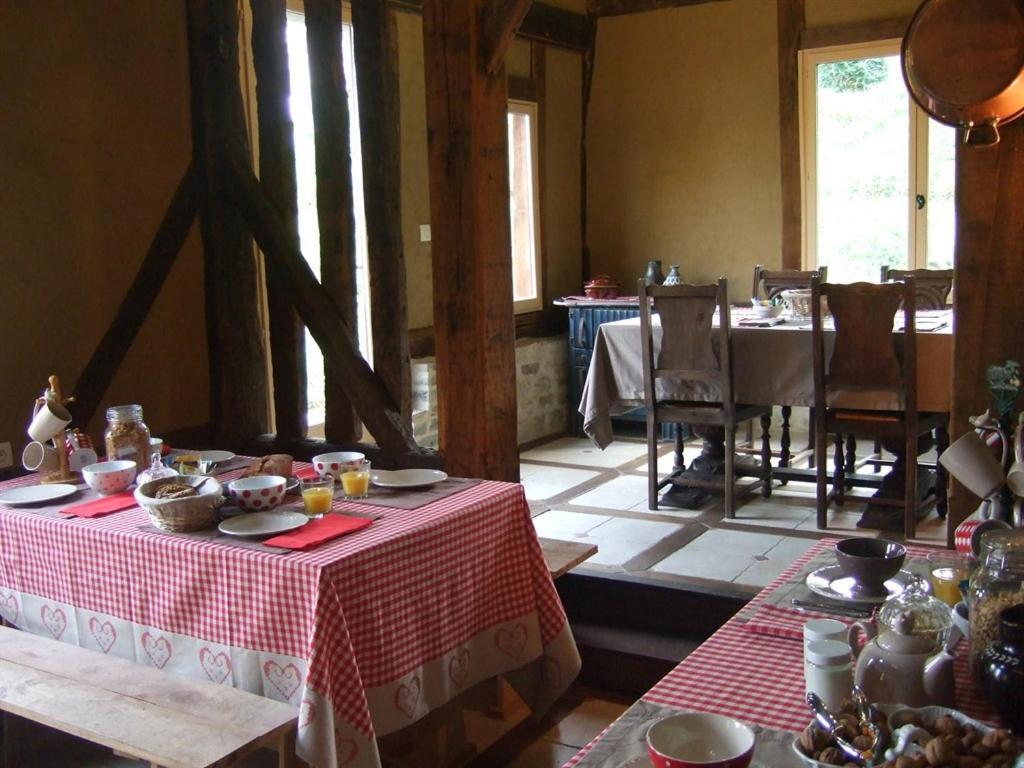 Les Chambres De Pontfol - Chambres D'Hotes - Guest House Victot-Pontfol Dış mekan fotoğraf
